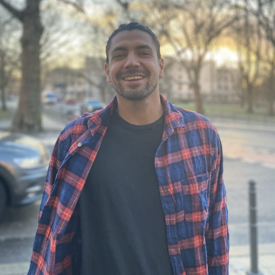 Image thumbnail of a tasker