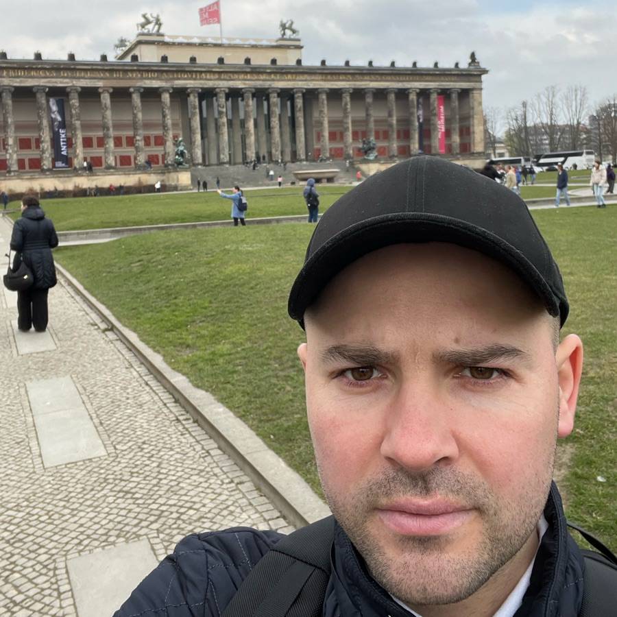 Image thumbnail of a tasker