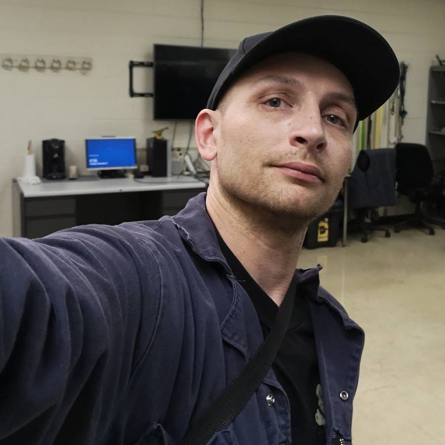 Image thumbnail of a tasker