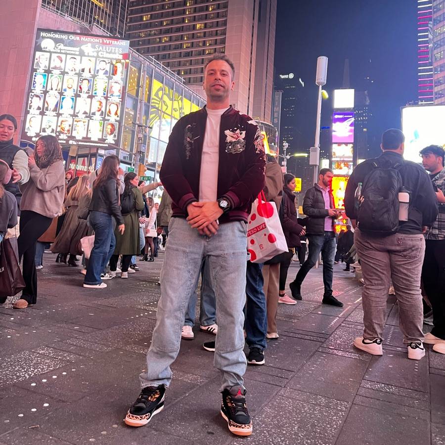 Image thumbnail of a tasker