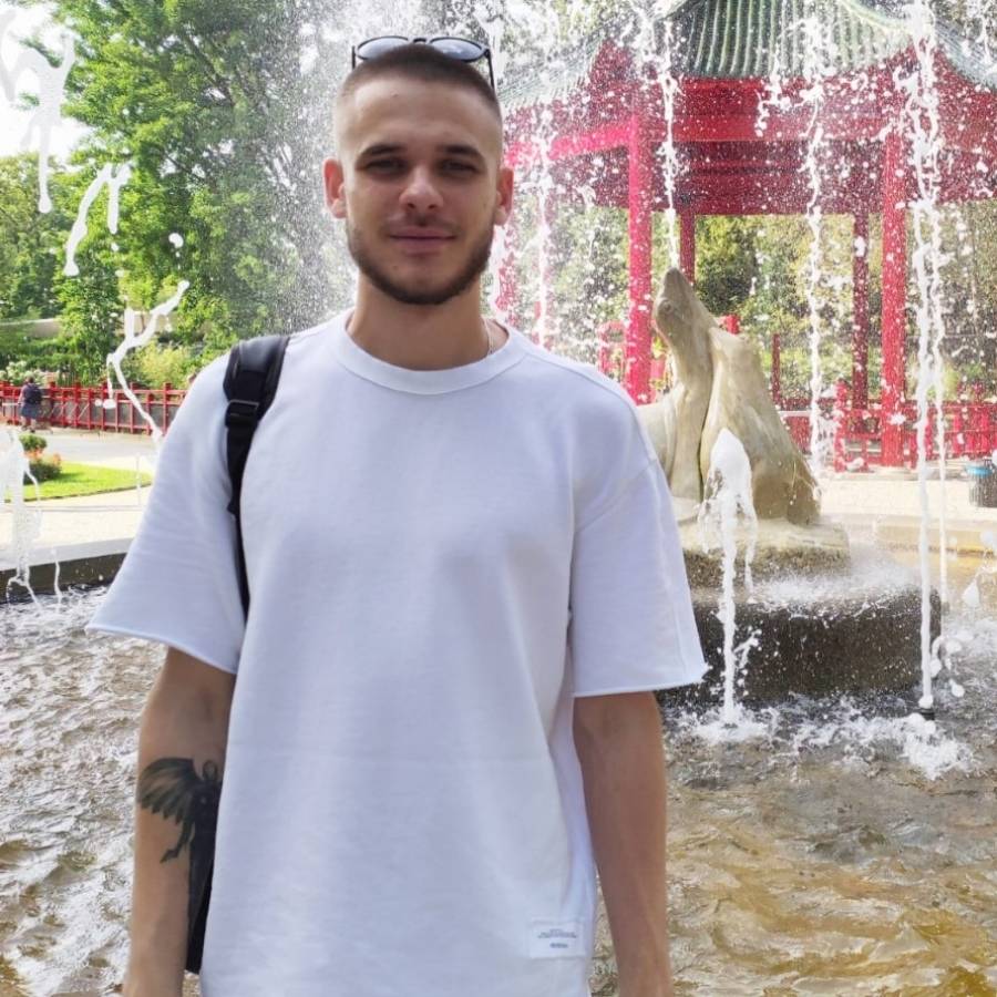 Image thumbnail of a tasker