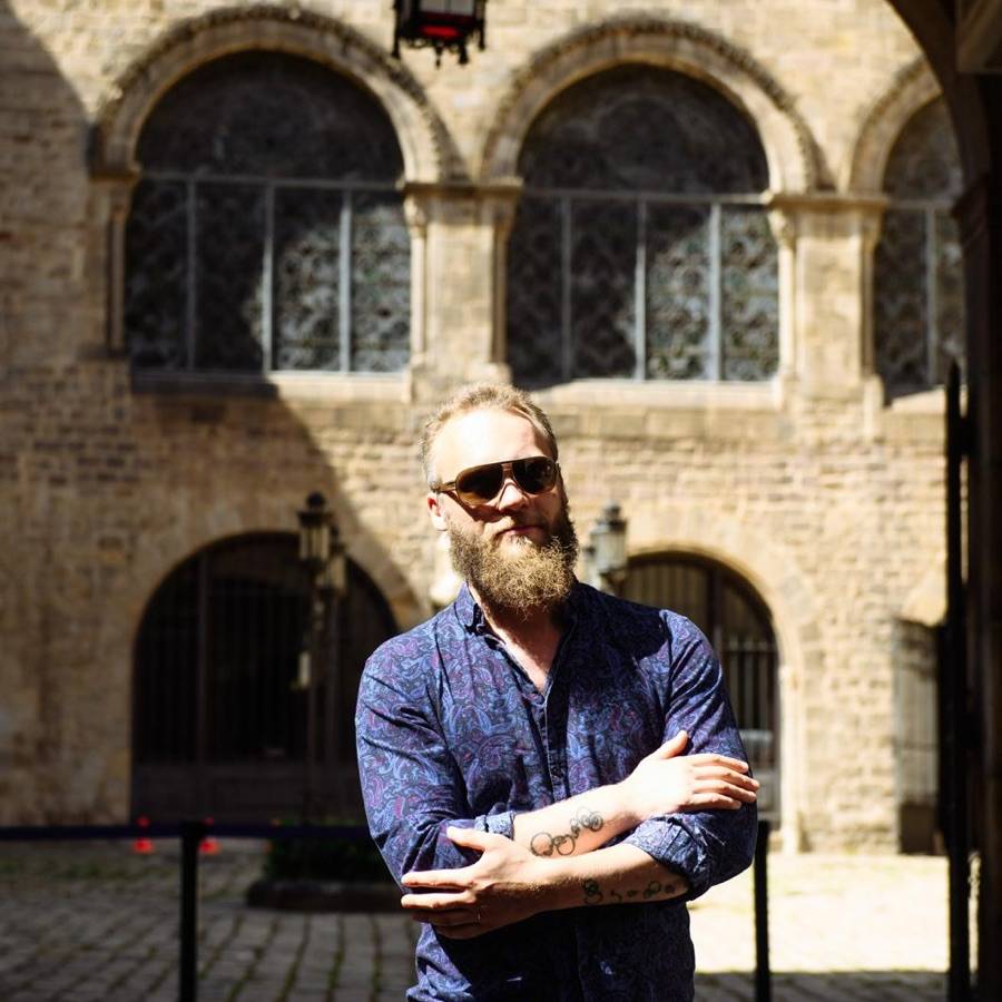 Image thumbnail of a tasker