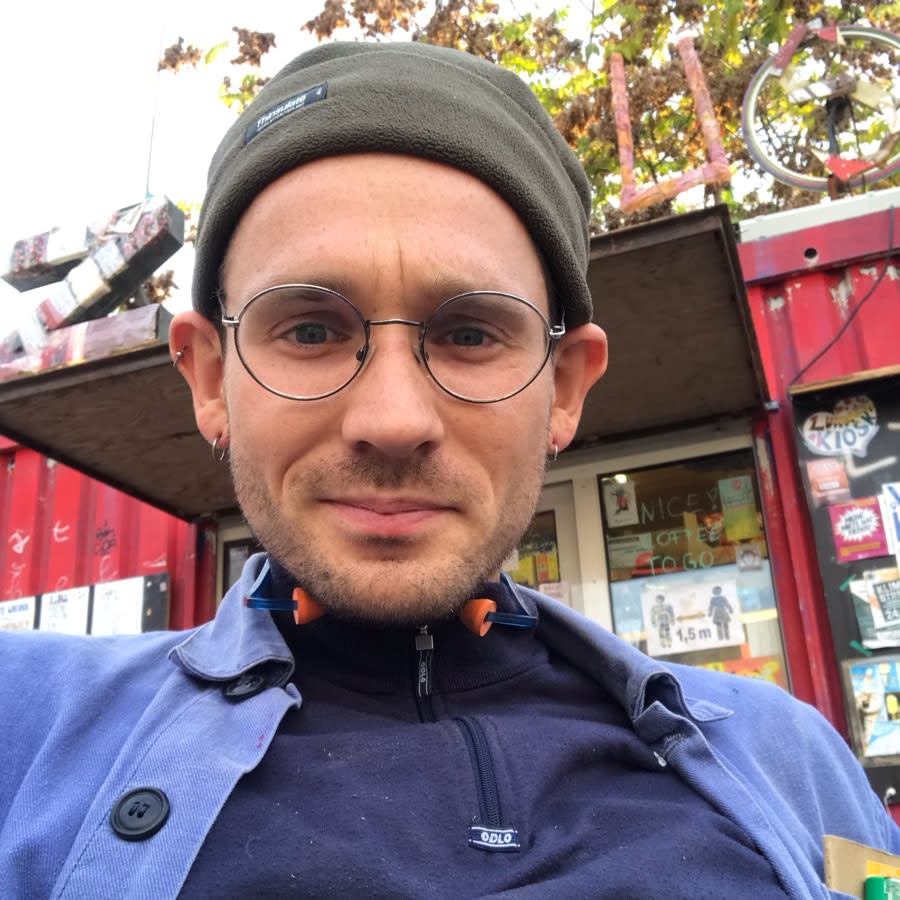 Image thumbnail of a tasker