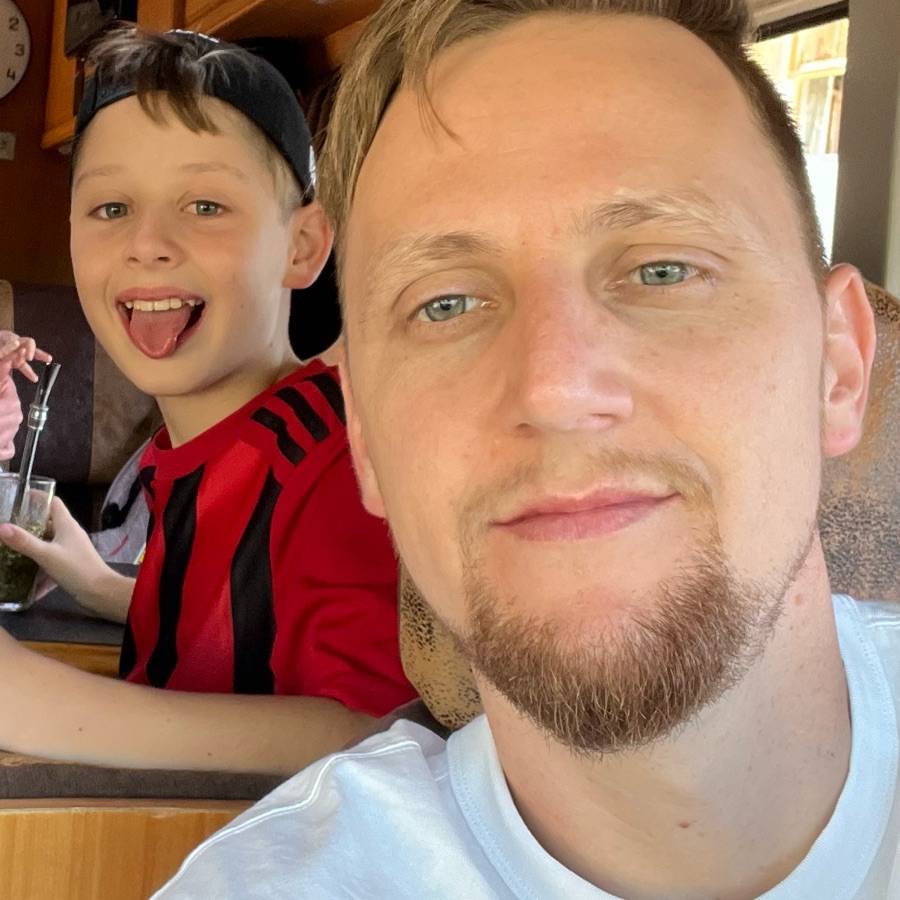 Image thumbnail of a tasker