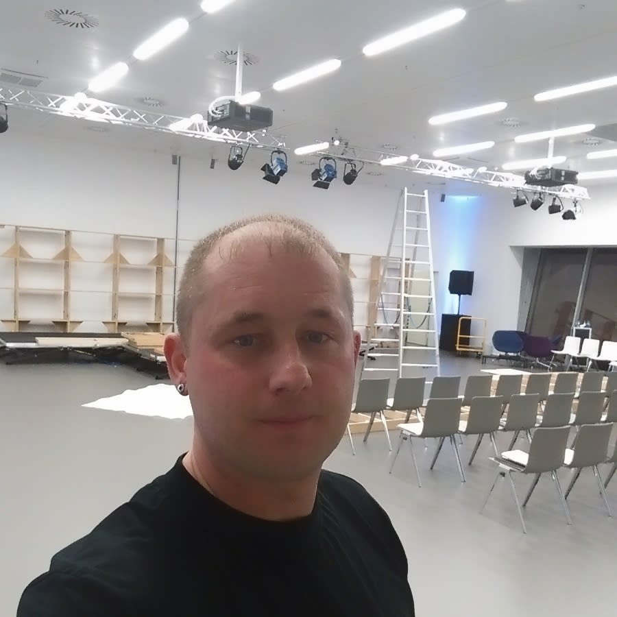 Image thumbnail of a tasker