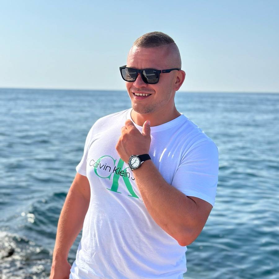 Image thumbnail of a tasker