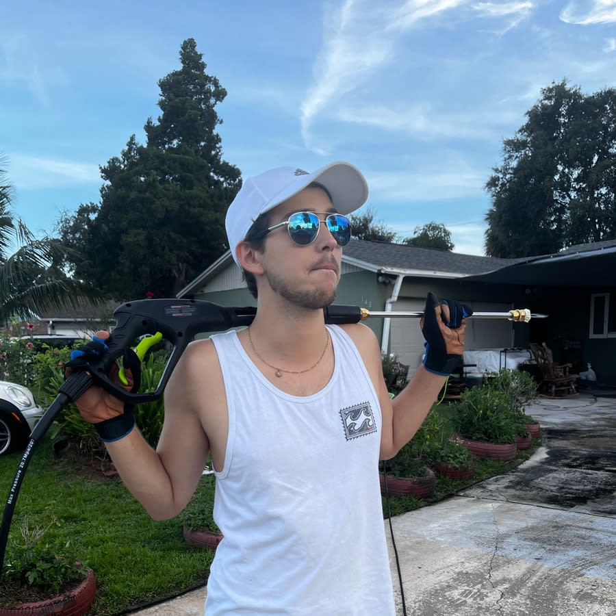 Image thumbnail of a tasker