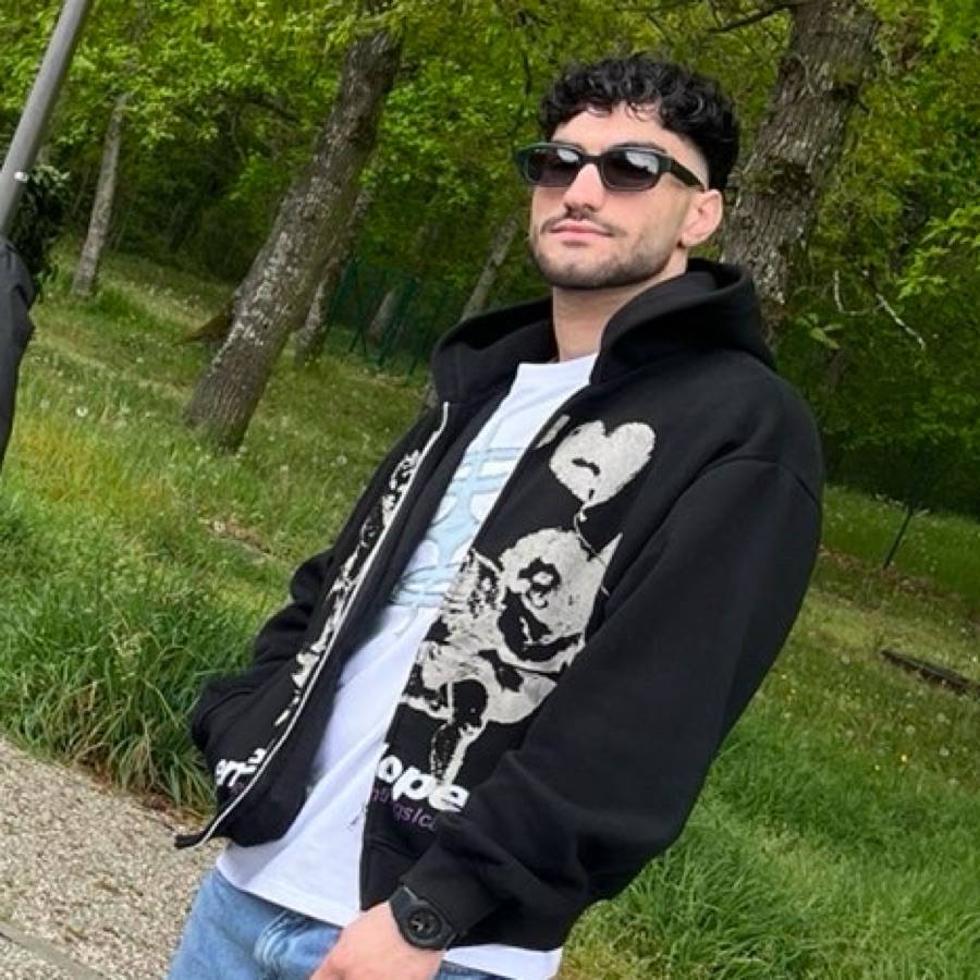 Image thumbnail of a tasker