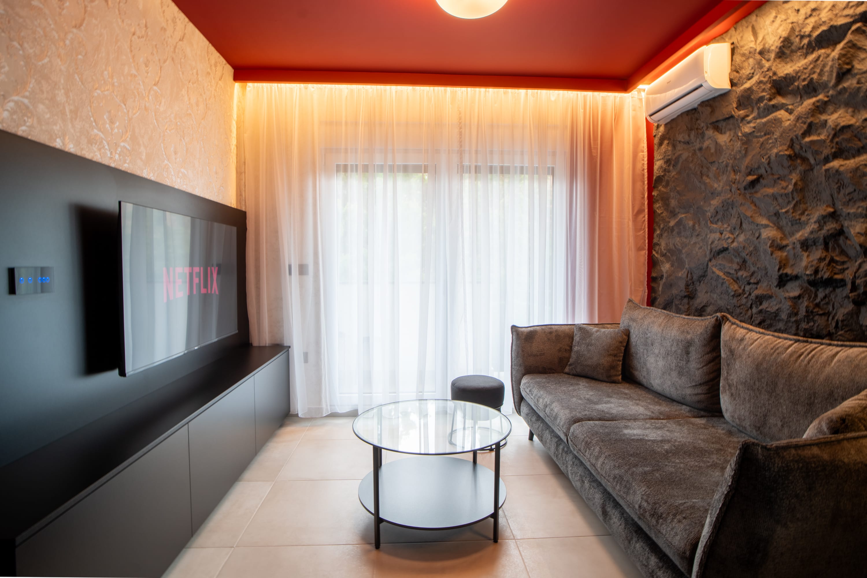 BORDO Apartmani — luksuzni stan na dan sa džakuzijem i saunom u Beogradu
