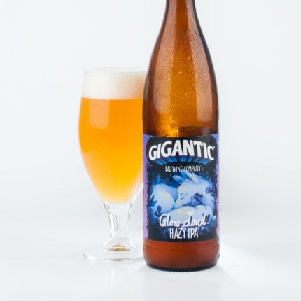 giganticBrewingCompany_glowCloudHazyIPA