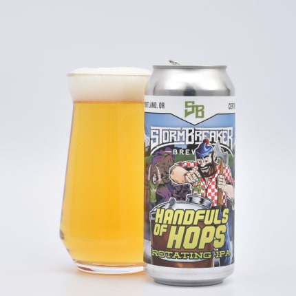 stormBreakerBrewing_handfulofHops