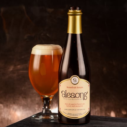 alesongBrewing&Blending_stonefruitSonata