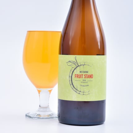 caseyBrewing&Blending_fruitStandNectarine(MajesticPearl)