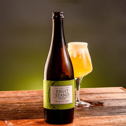 caseyBrewing&Blending_caseyFruitStand-HoneycrispApple