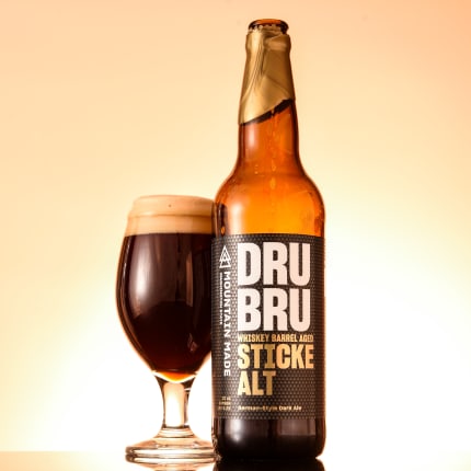 druBru_whiskeyBarrelAgedStickeAlt