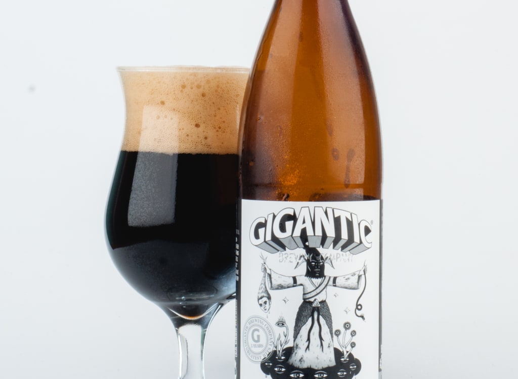 giganticBrewingCompany_kisstheGoatBlackDoppelbock