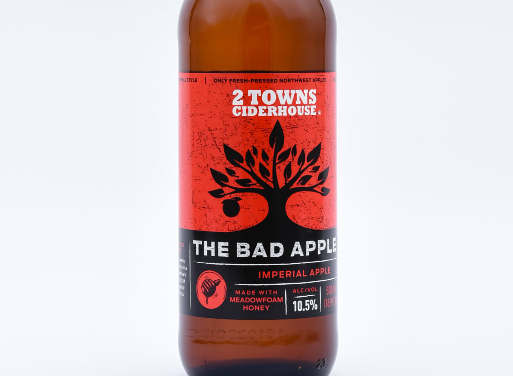 2TownsCiderhouse_theBadApple