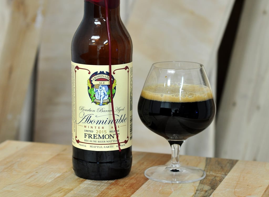 fremontBrewing_bourbonBarrelAbominableAle(2015)