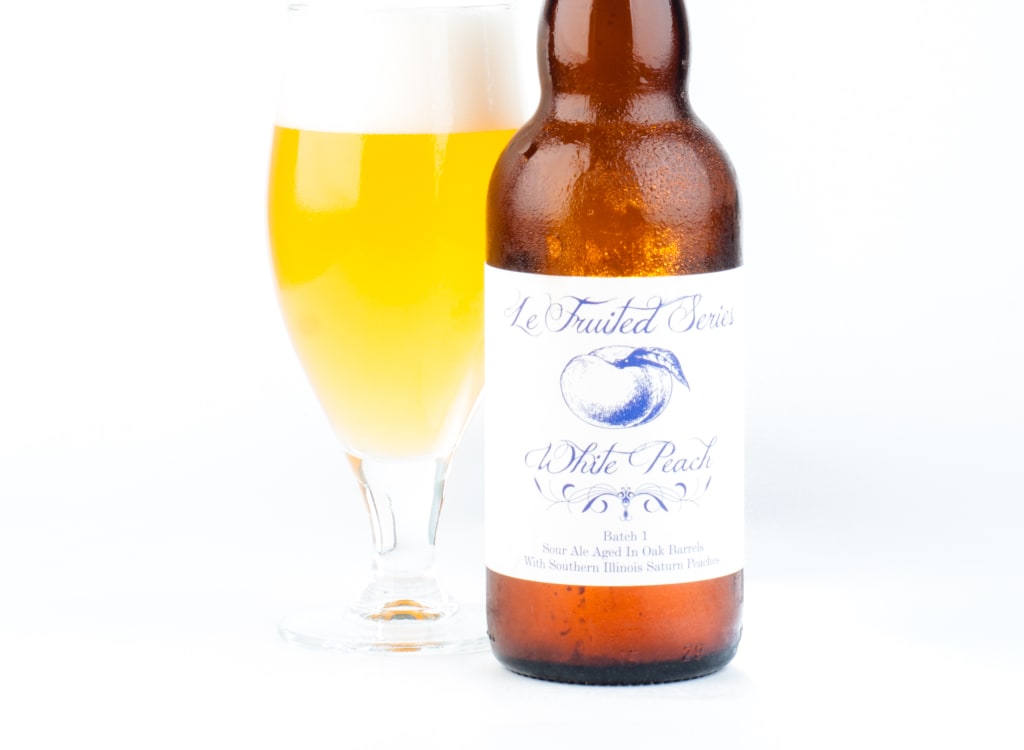 whiteRoosterFarmhouseBrewery_leFruitedSeries:WhitePeaches