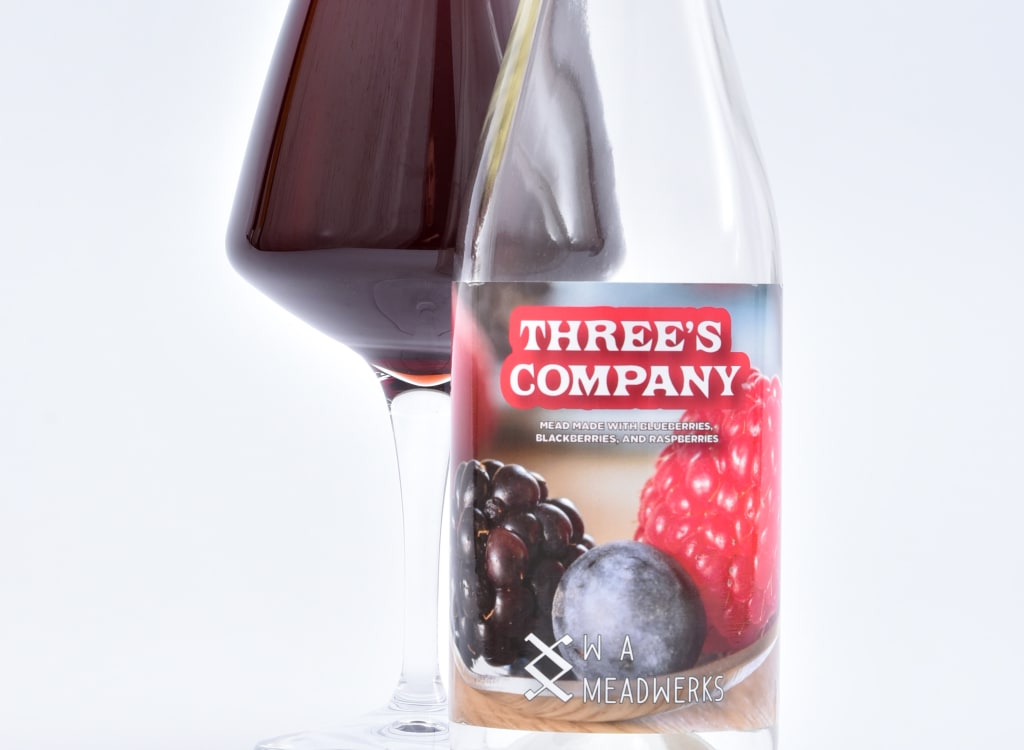 wAMeadwerks_three'sCompany