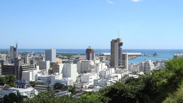 Port louis skyline ui6l3n