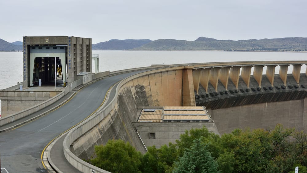 Gariep dam wall free state south africa 20544151311 o bzlr4f