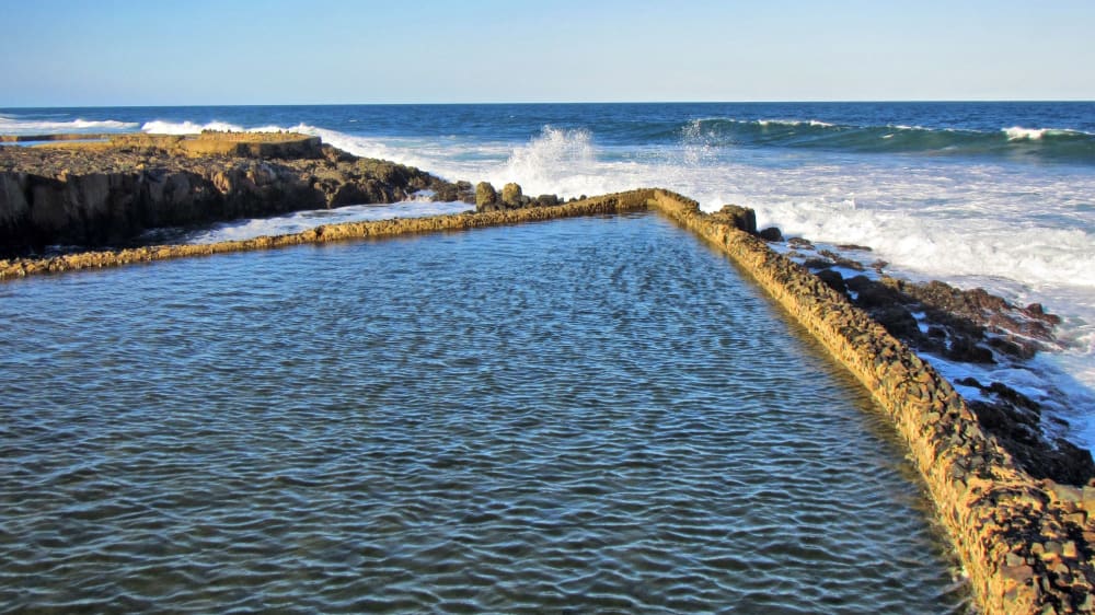 Salt rock tidal pool l1xgfv