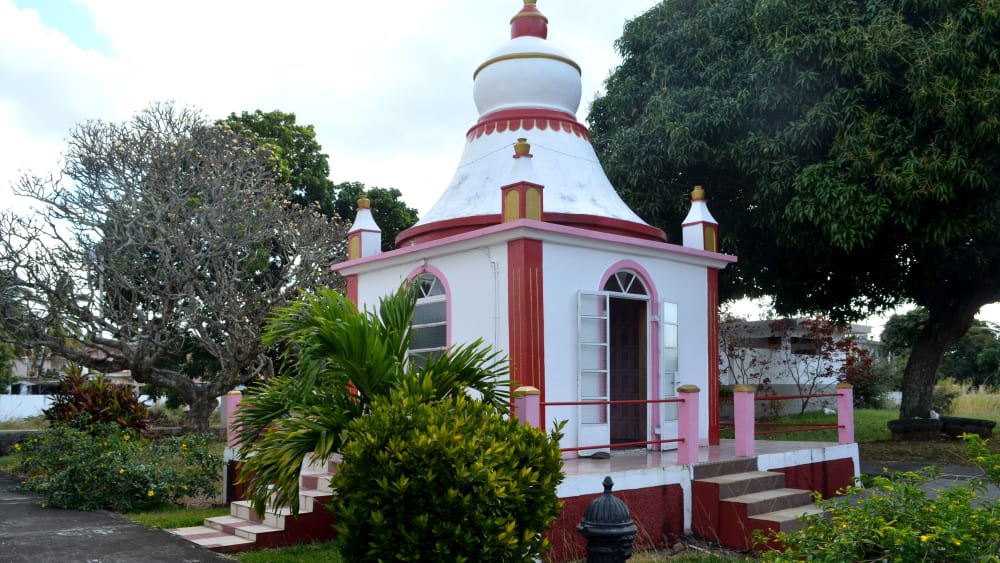 Triolet maheswarnath mandir  temple 1  1 o0gjji