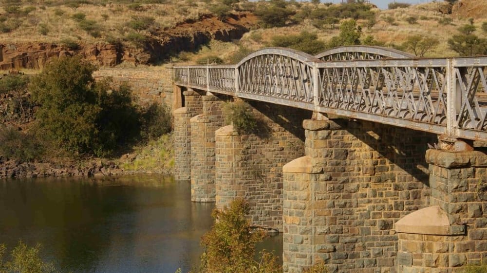 Old bridge mnosay