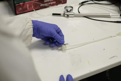 Squirtable Surgical Glue Could Transform Surgeries and Save Lives - Medical  Design Briefs