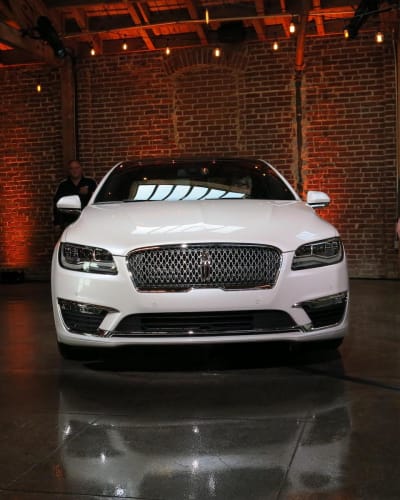 2017 Lincoln MKZ Gets Exclusive 400-Hp Twin-Turbo V6, Torque