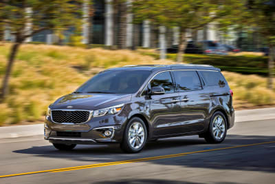 2019 new minivans sales