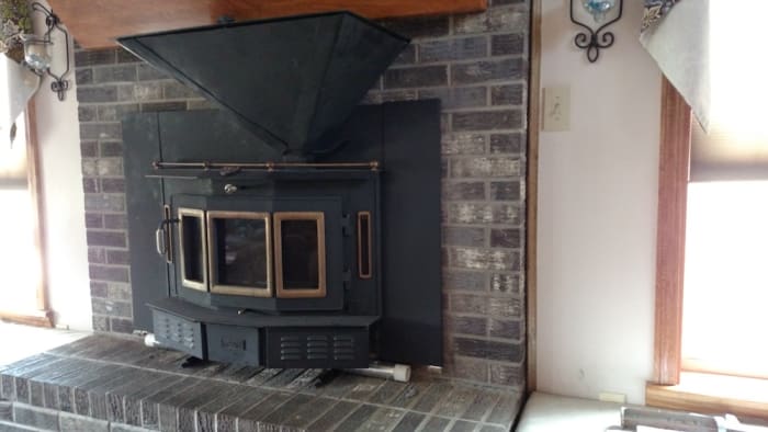 Gravity Feed Pellet Fireplace Insert