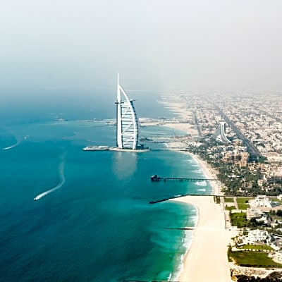 dubai's barj khalifa by day