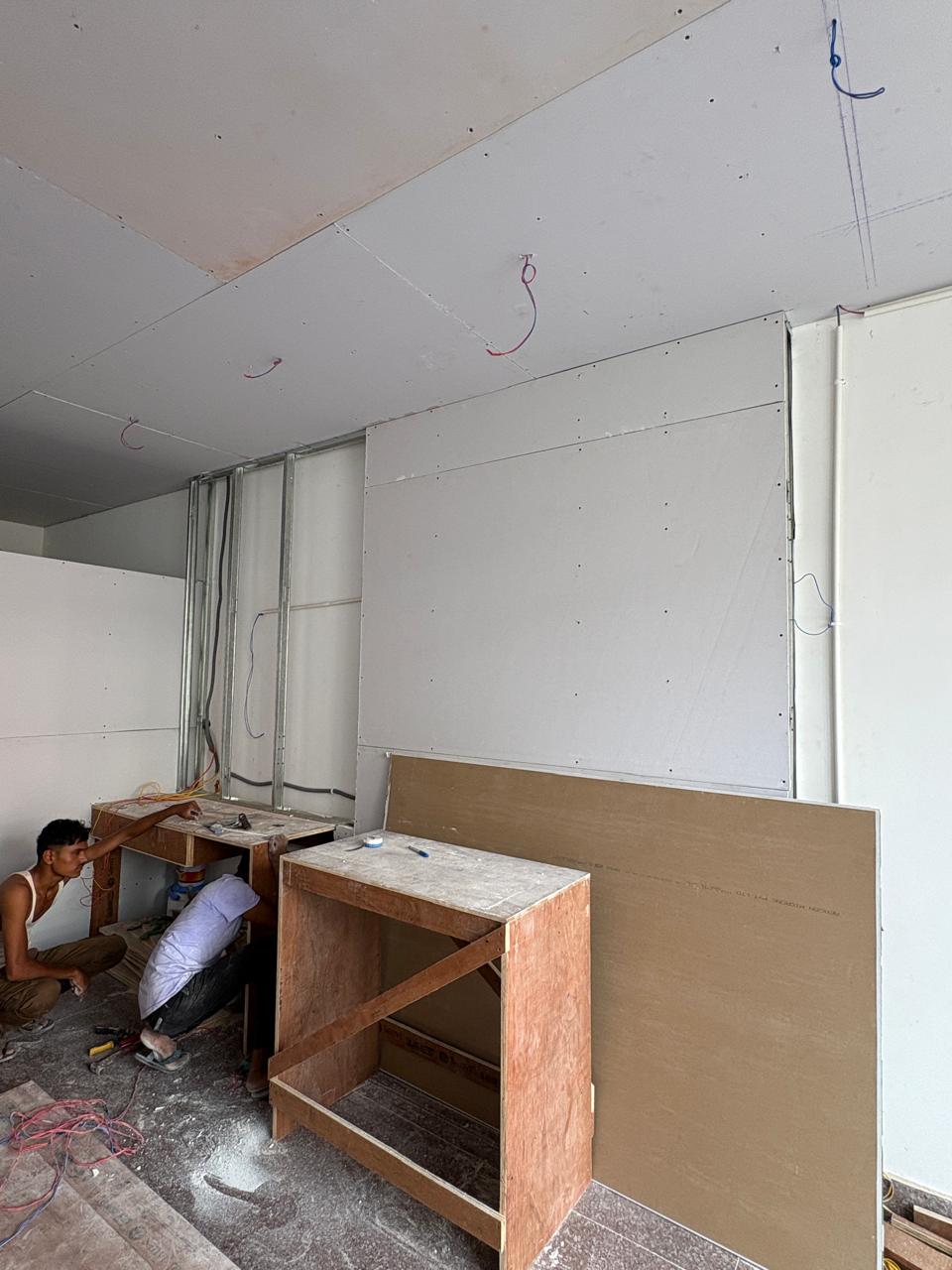 Empty Salon Station before salon interior design
