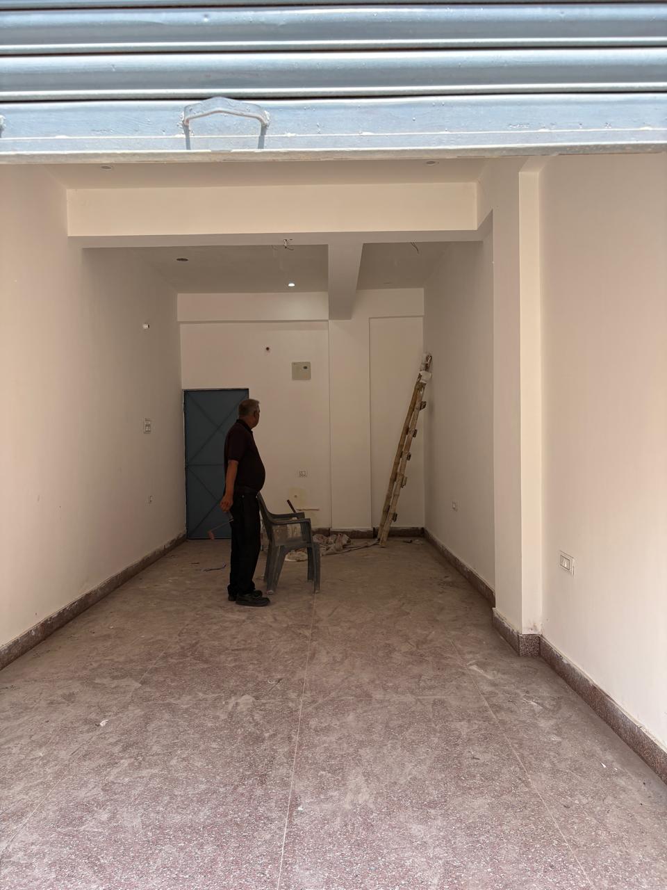 Empty Outside In before salon interior design