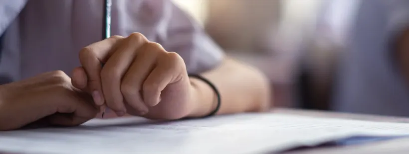 30 of the best scholarships for college students