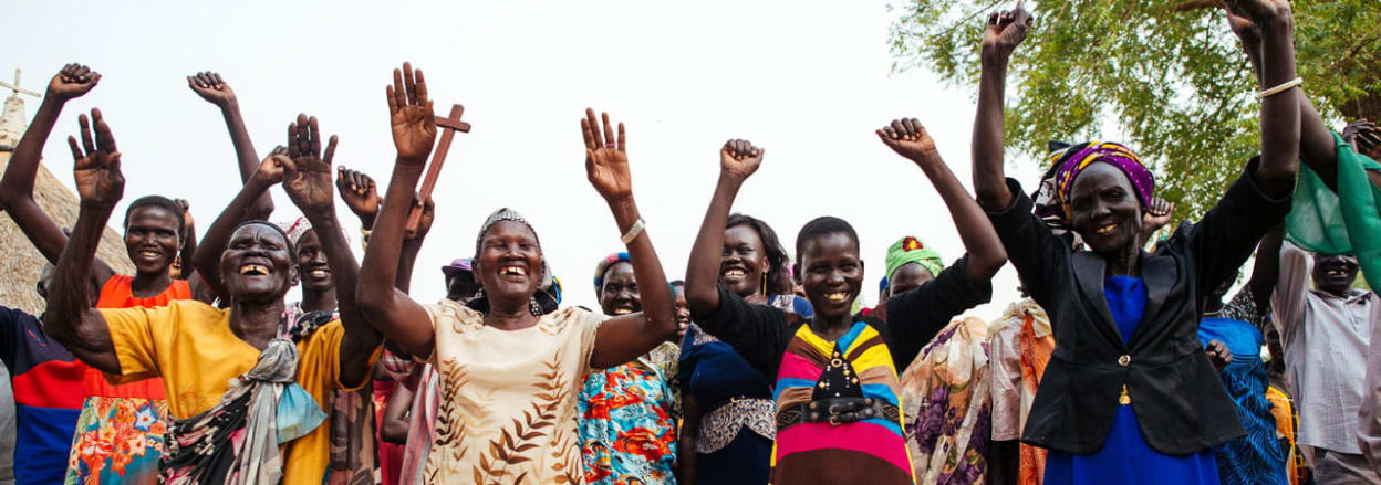 South Sudanese church members (Photo: Tom Price/Tearfund)