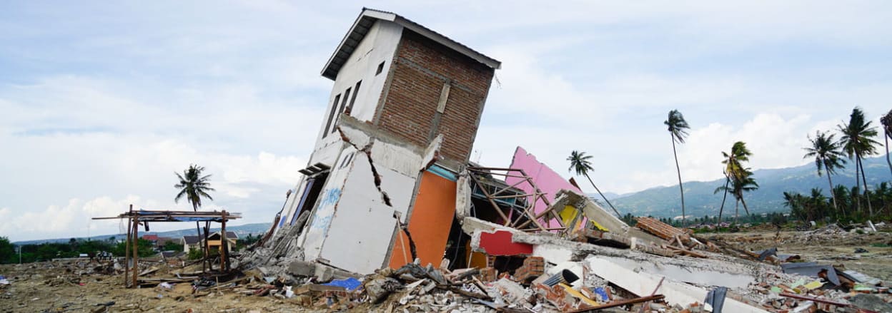 A building ruined by the earthquake.