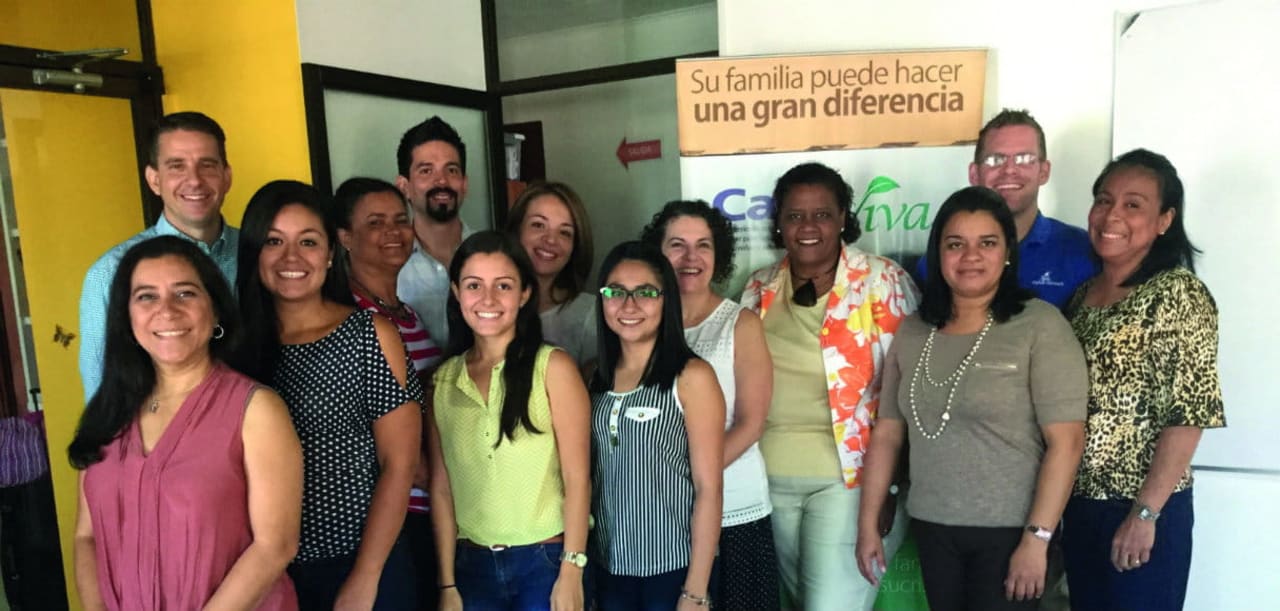 Participantes de Honduras, Panamá, Costa Rica y República Dominicana al finalizar un curso de capacitación de Casa Viva. Foto: Casa Viva