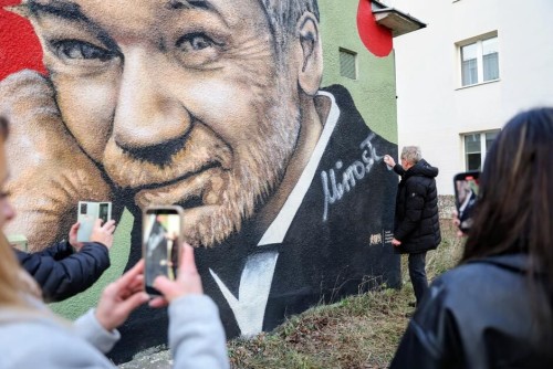 Mirosław Baka na muralu przy Kartuskiej 79