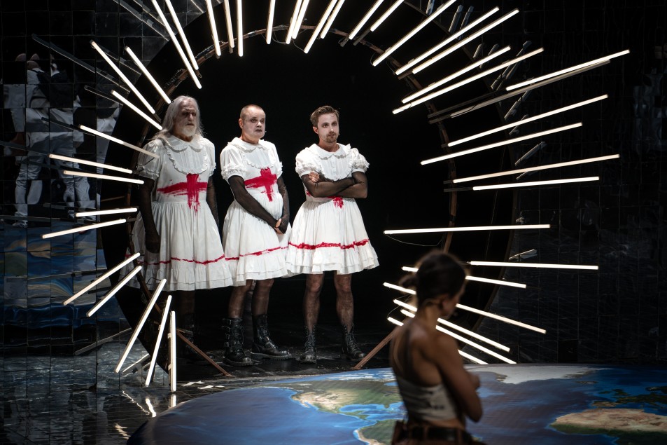 POWARKIWANIA DROGI MLECZNEJ | reż. Adam Orzechowski, fot. Mateusz Dąbrowski