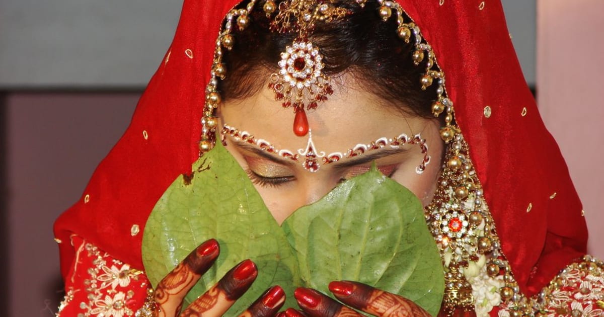 Celebrating the Splendor of Indian Bridal Traditions: From Bengali