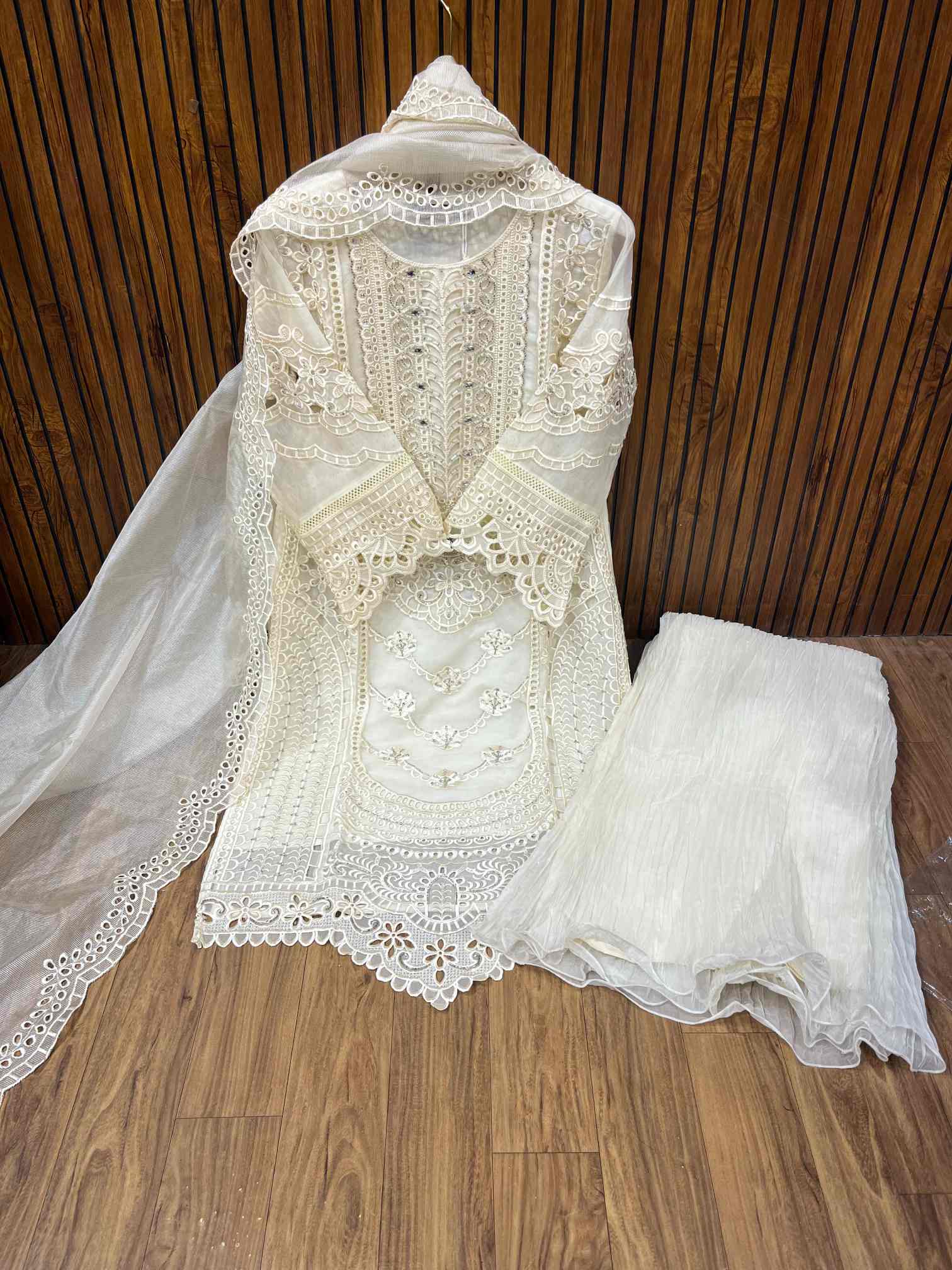 Off White Heavy Embroidered Luxury Party Wear Suit with Crushed Dupatta-0