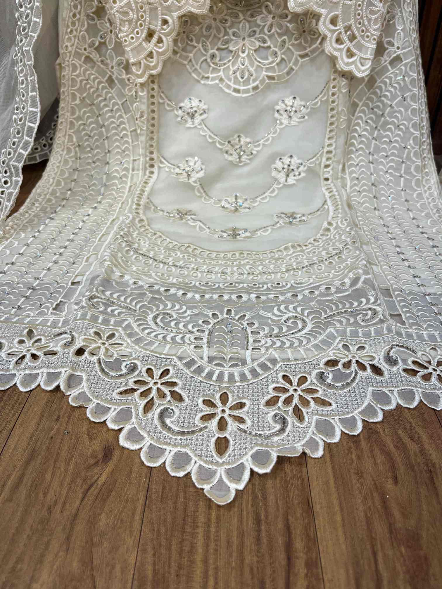 Off White Heavy Embroidered Luxury Party Wear Suit with Crushed Dupatta-3