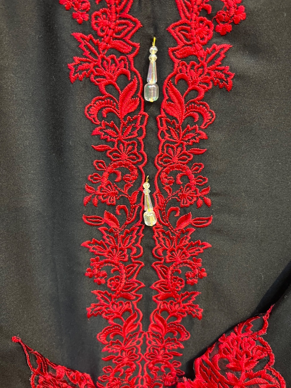 Black ted embroidery combination that gives it a rich and elegant designer look-1