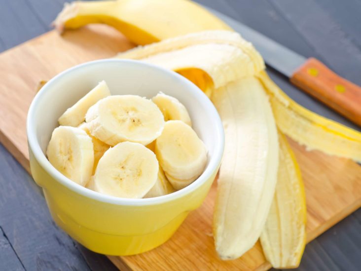 Simple Home Remedies for Naturally Beautiful Skin