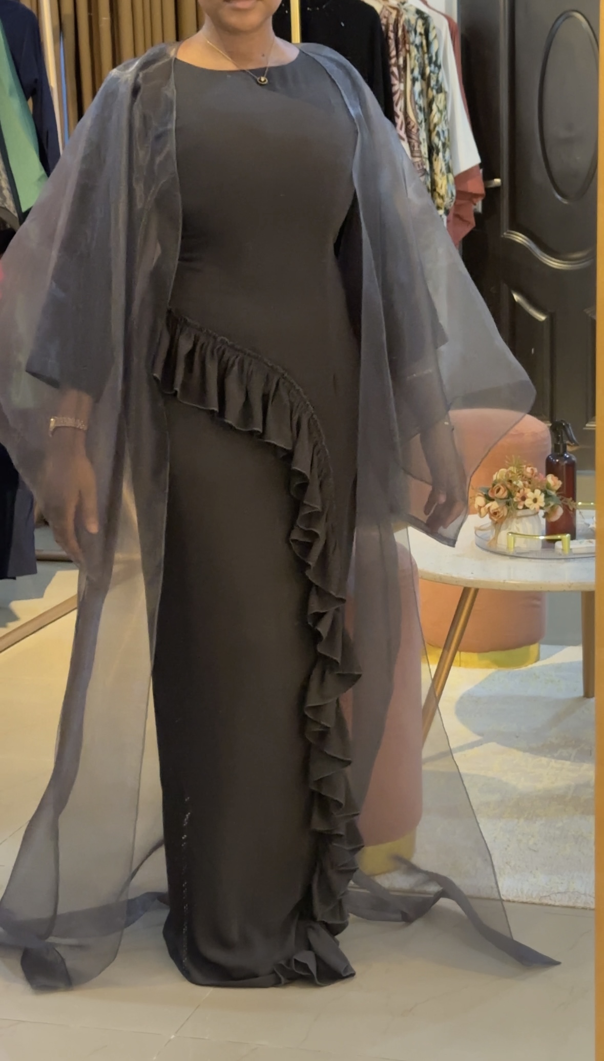 Nur ✨ -Simplicity meets refined detail ✨