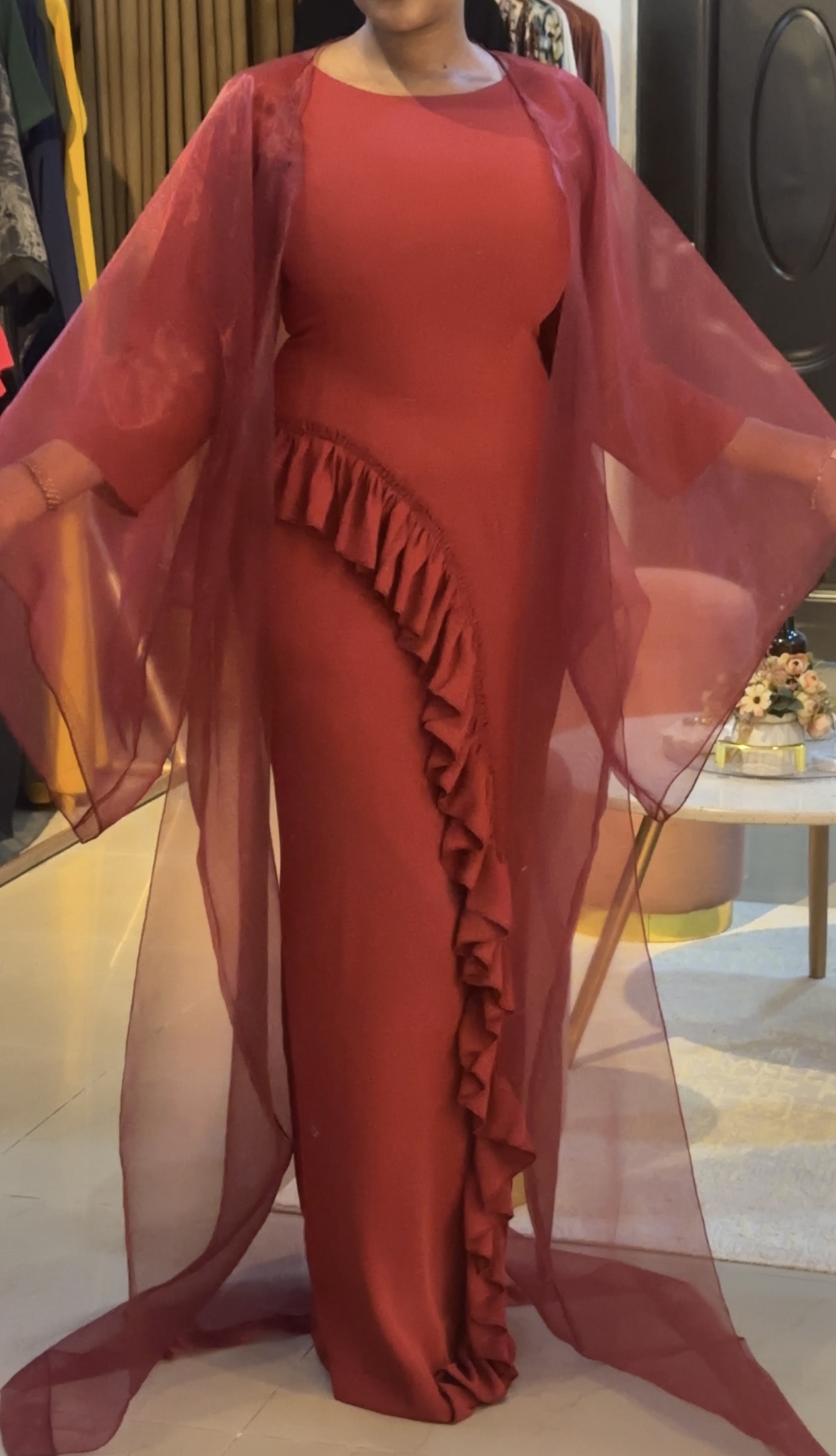 Nur ✨ -Simplicity meets refined detail ✨