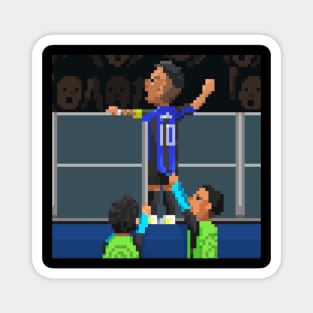 L martinez 8bit Magnet